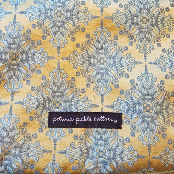 Petunia Pickle Bottom Diaper Bag - Picture 3 of 4